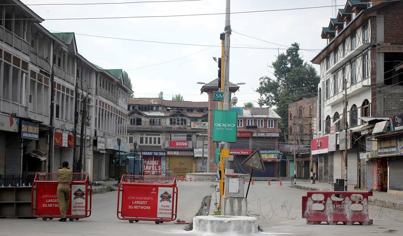 Amid curfew, youth killed in South Kashmir, death toll mounting